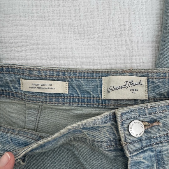 Universal Thread Jeans - Picture 3 of 3